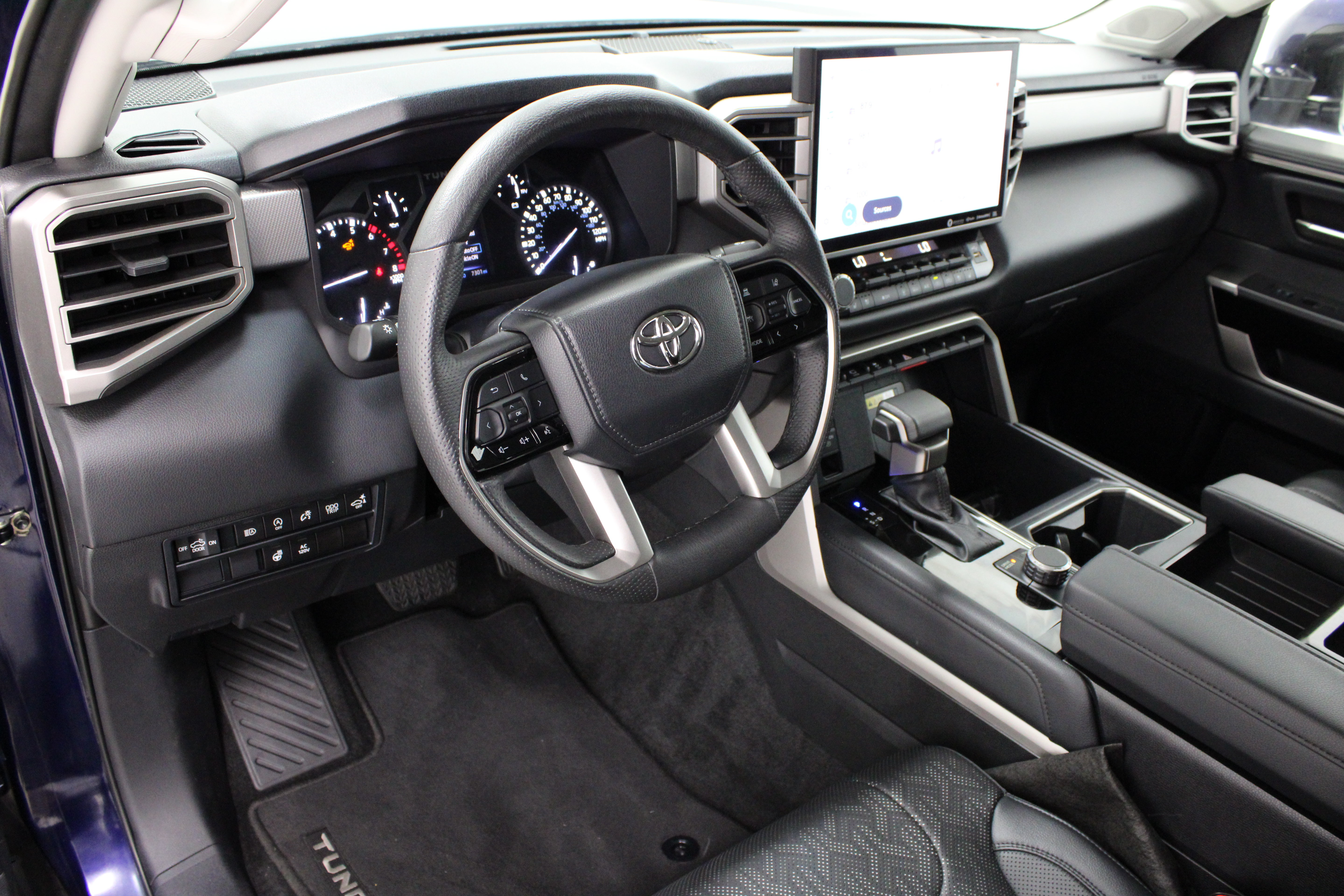 Used 2023 Toyota Tundra Limited RWD image 14