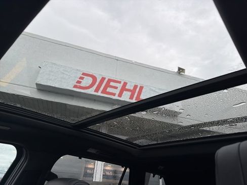 Used 2026 Toyota Sequoia Platinum AWD/4WD image 39