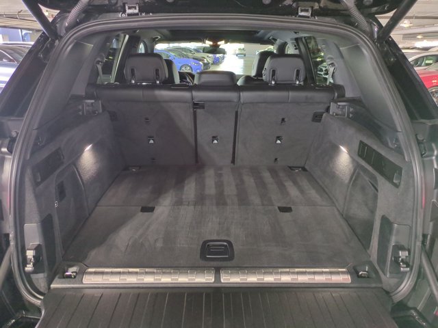 Used 2023 BMW X5 xDrive45e w/ M Sport Package AWD/4WD image 6