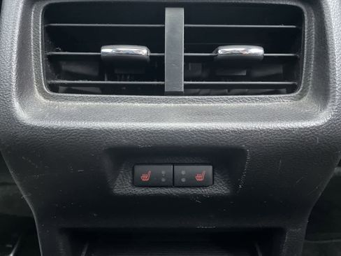 Used 2018 Ford Edge Titanium w/ Equipment Group 301A image 22