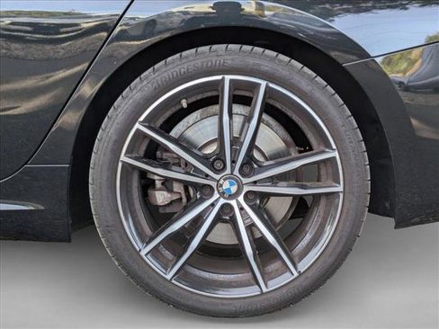 Used 2023 BMW 330i Sedan w/ M Sport Package image 13