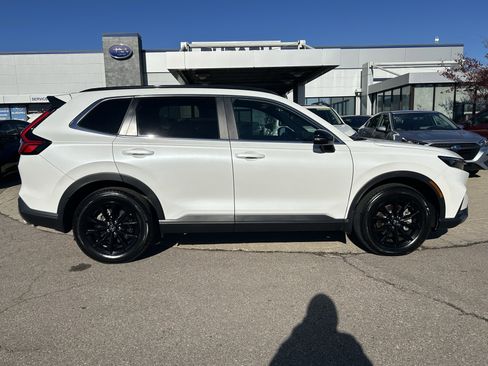 Used 2024 Honda CR-V Sport image 8