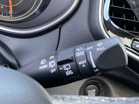 Certified 2022 Jeep Cherokee Limited image 22