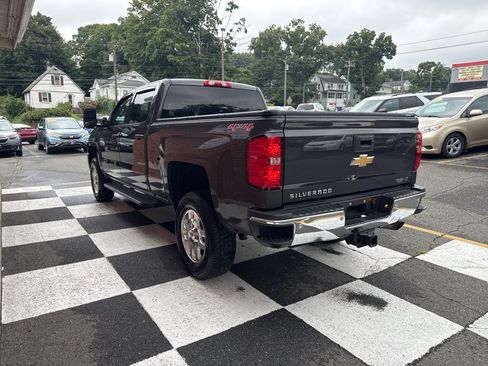 Used 2015 Chevrolet Silverado 2500 LT w/ LT Convenience Package AWD/4WD image 4