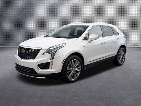 Used 2025 Cadillac XT5 Premium Luxury image 1