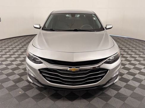 Used 2022 Chevrolet Malibu LT FWD image 9