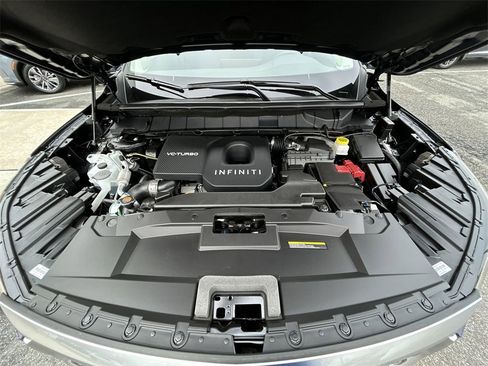 New 2026 INFINITI QX60 Luxe image 10