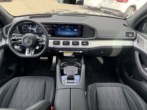 New 2026 Mercedes-Benz GLS 63 AMG 4MATIC image 12