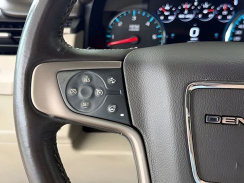 Used 2019 GMC Yukon XL Denali image 21