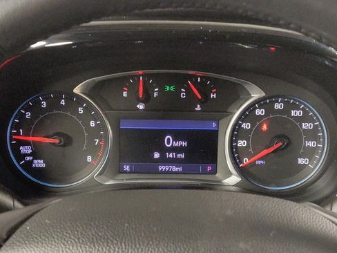 Used 2020 Chevrolet Traverse LT image 23