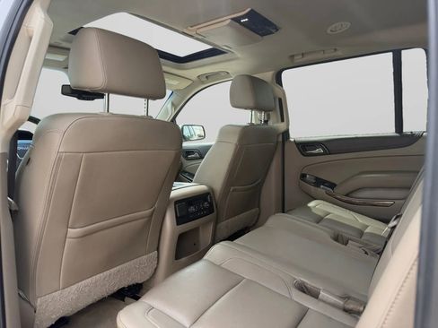 Used 2019 GMC Yukon XL SLT w/ Open Road Package RWD image 27