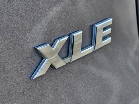 Used 2024 Toyota RAV4 XLE w/ Convenience Package image 7