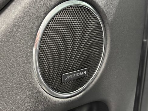 Used 2025 Land Rover Discovery Sport S AWD/4WD image 11