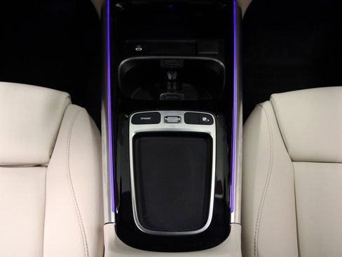 Certified 2025 Mercedes-Benz GLA 250 4MATIC image 16