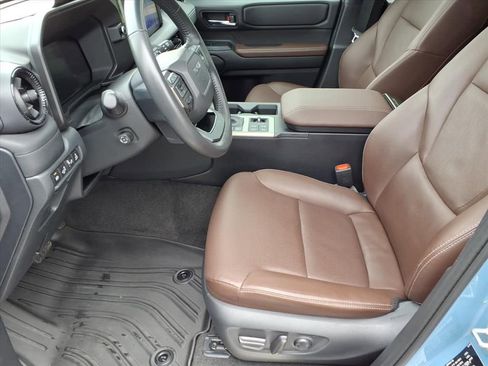 Used 2024 Toyota Land Cruiser AWD/4WD image 12