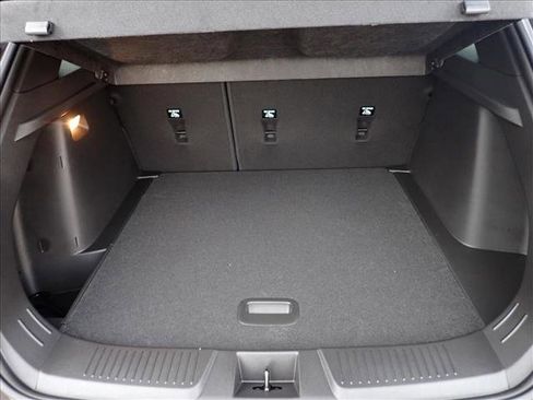 New 2026 Chevrolet Trax RS w/ Sunroof Package image 8