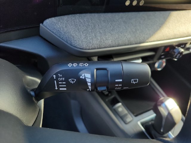 New 2027 Nissan Kicks S FWD image 25