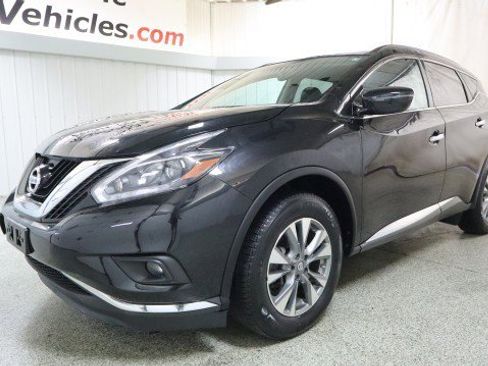 Used 2018 Nissan Murano SV AWD/4WD image 2