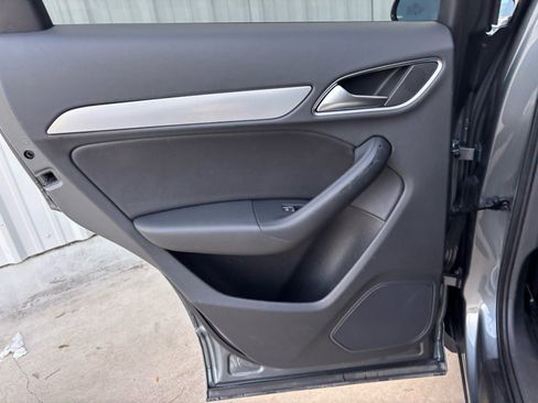 Used 2015 Audi Q3 2.0T Premium Plus image 27