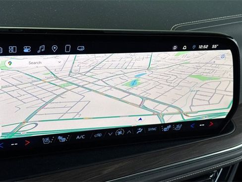 Used 2025 Chevrolet Suburban Premier image 20