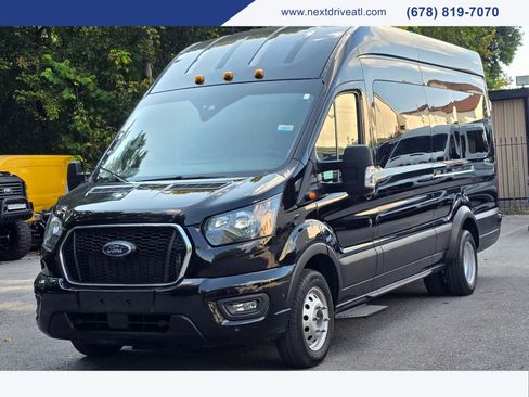 Used 2024 Ford Transit 350 XLT RWD image 1