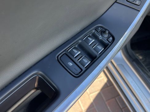 Used 2018 Volvo S60 T5 Inscription FWD image 15