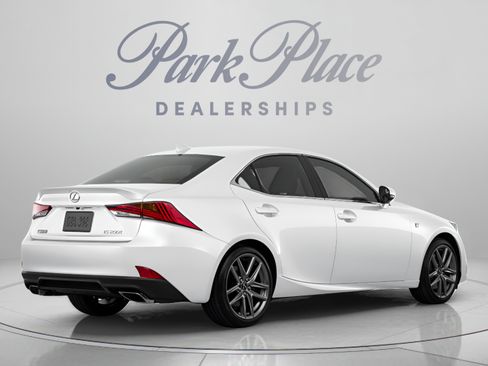 Used 2017 Lexus IS 200t RWD image 3