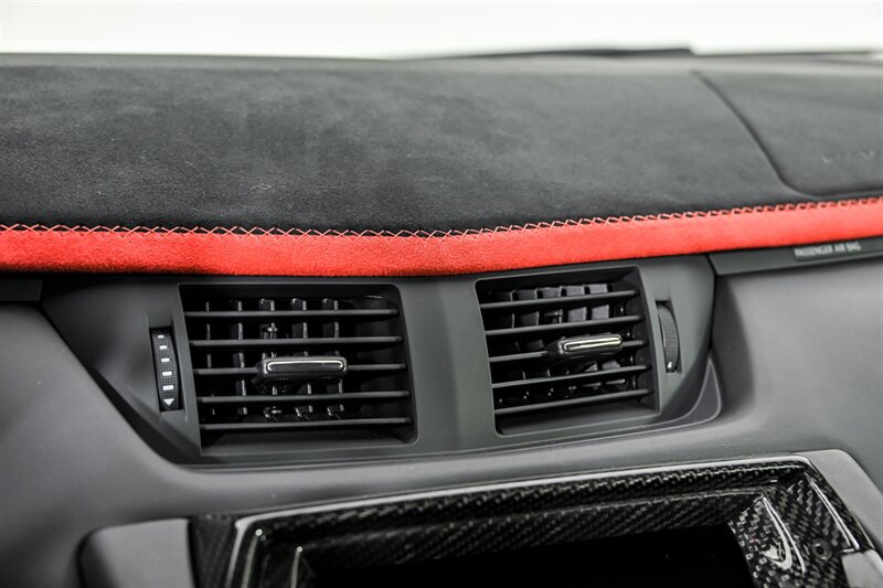Used 2019 Lamborghini Aventador SVJ AWD/4WD image 42