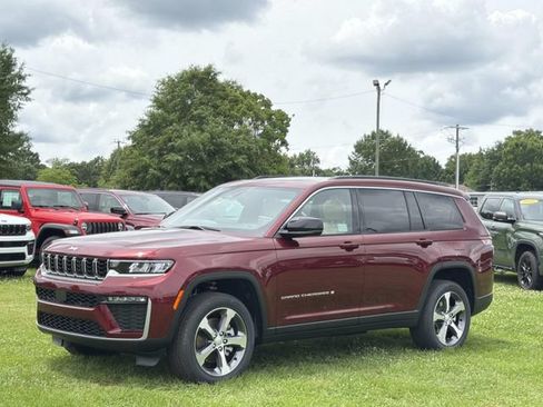 New 2026 Jeep Grand Cherokee L Limited RWD image 16