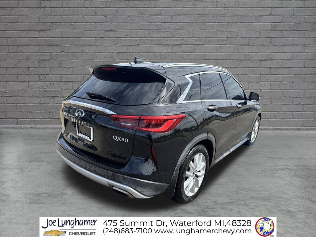 Used 2019 INFINITI QX50 Essential w/ Cargo Package FWD image 3