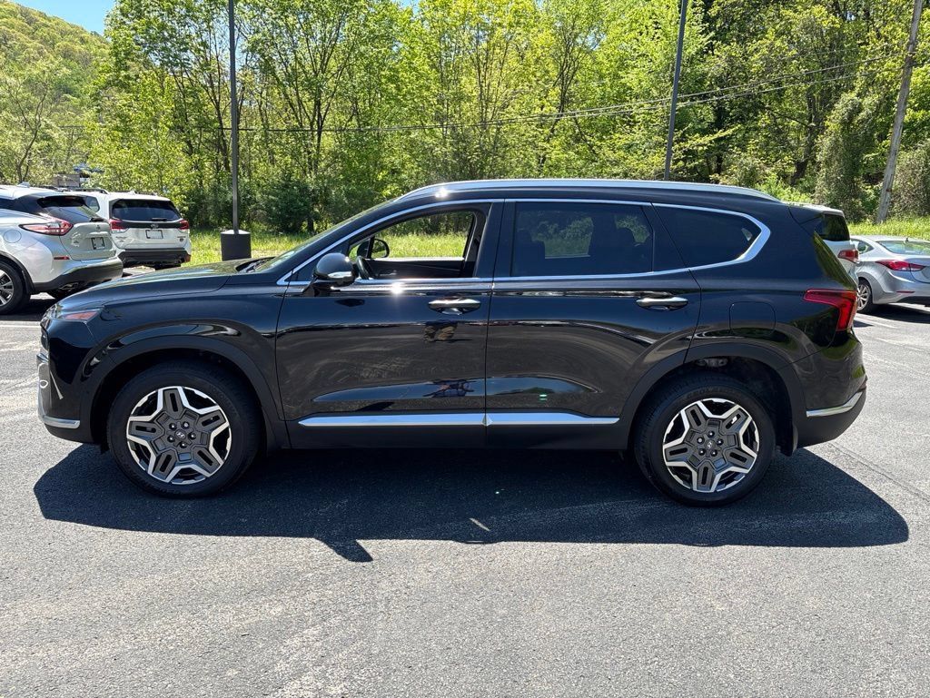 Used 2022 Hyundai Santa Fe Limited AWD/4WD image 2