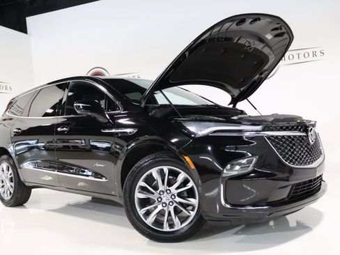 Used 2023 Buick Enclave Avenir w/ Avenir Technology Package image 31