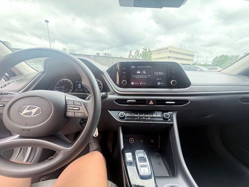 Used 2021 Hyundai Sonata SE FWD image 17
