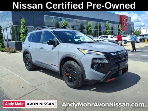 Certified 2025 Nissan Rogue SV AWD/4WD image 2