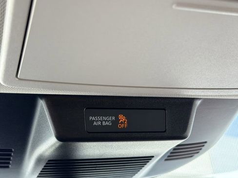 Certified 2025 Nissan Rogue Platinum w/ Platinum Premium Package image 16