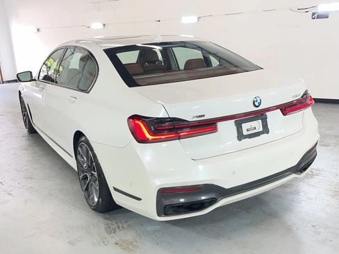 Used 2020 BMW 750i xDrive w/ Autobahn Package AWD/4WD image 3