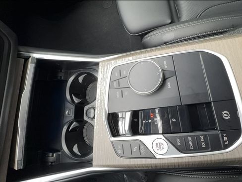 Used 2025 BMW 330i Sedan RWD image 48