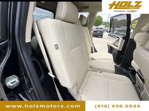 Used 2023 Lexus GX 460 Premium w/ Premium Package AWD/4WD image 28