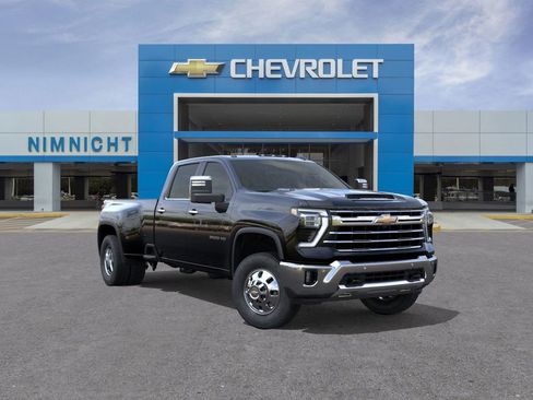 New 2026 Chevrolet Silverado 3500 LTZ image 1
