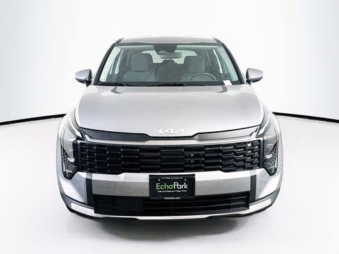 Used 2026 Kia Sportage LX FWD image 2