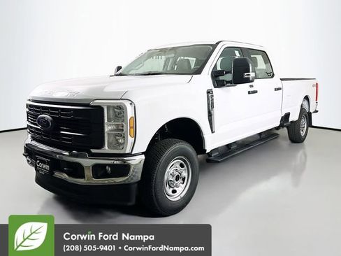 New 2026 Ford F250 XL w/ XL Chrome Package image 5