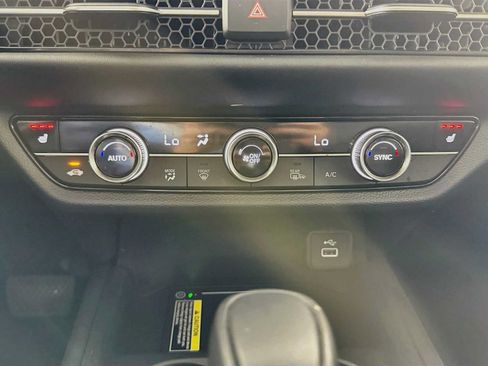 Used 2024 Honda HR-V EX-L image 17
