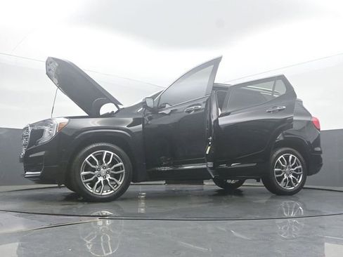 Used 2022 GMC Terrain Denali w/ Denali Premium Package AWD/4WD image 58