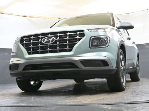 New 2026 Hyundai Venue SEL image 38