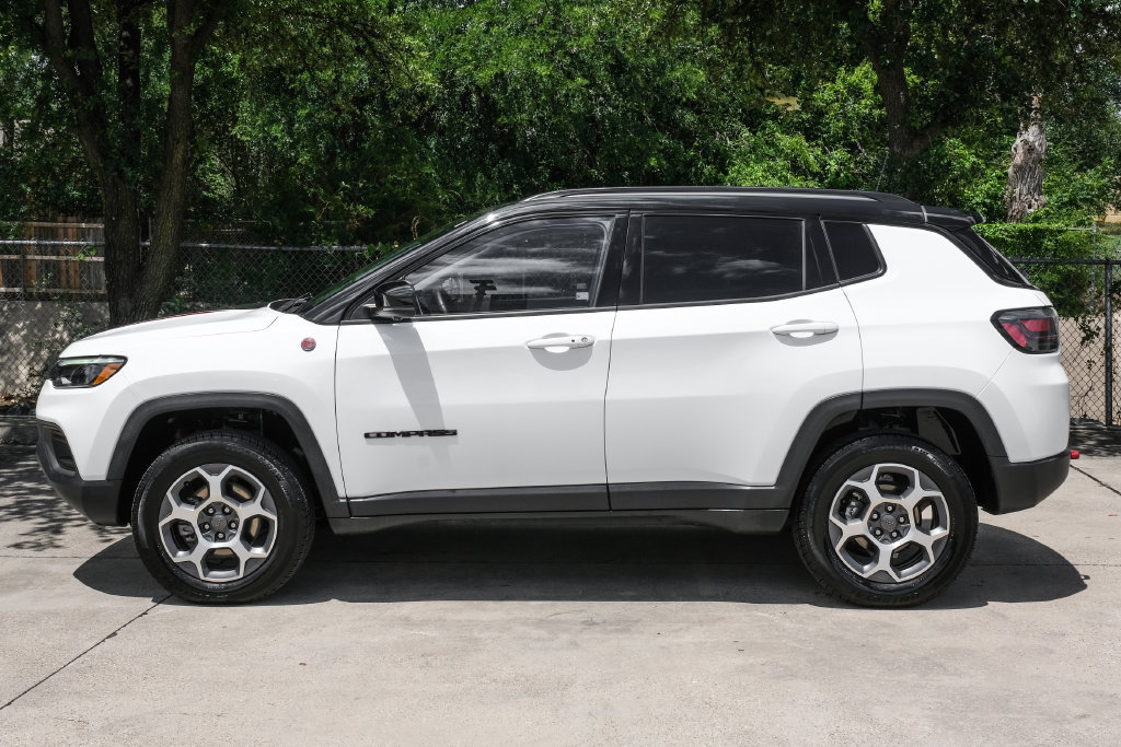 Used 2022 Jeep Compass Trailhawk w/ Trailhawk Elite Group AWD/4WD image 20