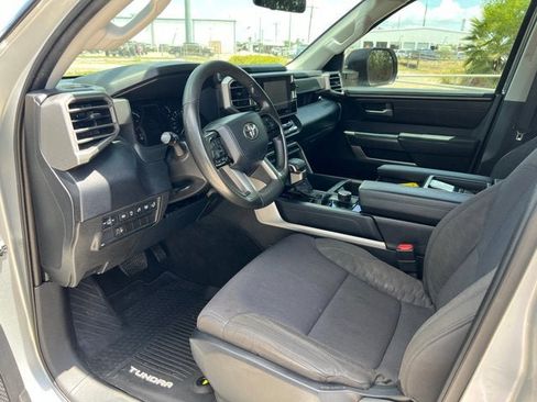 Used 2022 Toyota Tundra SR5 RWD image 15