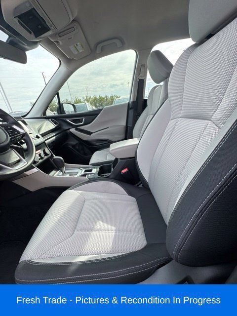 Certified 2023 Subaru Forester AWD/4WD image 10
