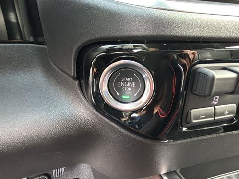 New 2026 GMC Sierra 1500 SLT w/ SLT Premium Plus Package image 13