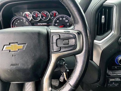 Used 2020 Chevrolet Silverado 2500 LT w/ Fleet Comfort Package image 15