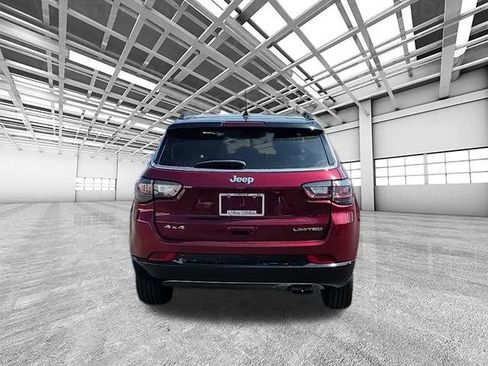 Used 2022 Jeep Compass Limited w/ Elite Group image 4